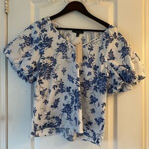 NWT Banana Republic blue/white summer top, Large Petite